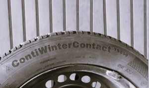 Verkaufe: 4x Winterreifen 205 55 R16 H auf 5 Loch Stahlfelgen - ContiWinter Contact Bild 3