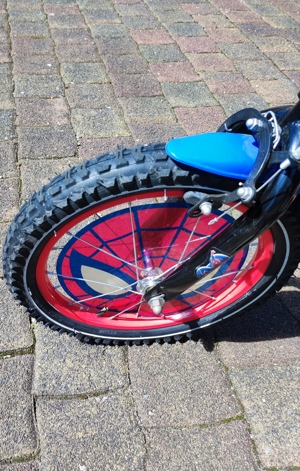 Kinder-Spiderman-Fahrrad Bild 2