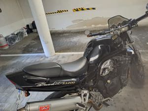Motorrad Suzuki Bandit 1200 Bild 3