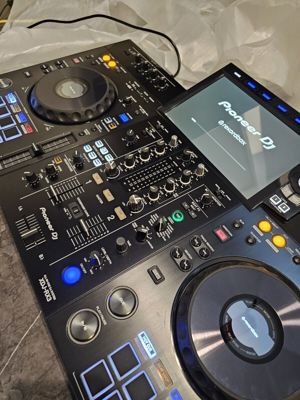 Pioneer DJ XDJ-RX3 All-in-One digitales DJ-System Bild 1