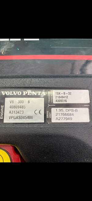 Volvo Penta V8 300 Ps Bild 7