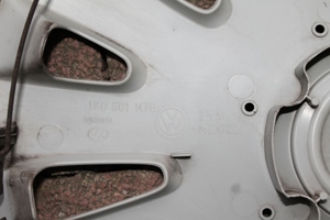 Origl. VW Radkappe, 16 Zoll, Teilenr.:IKO 601 147G , PA66-M15 Bild 2