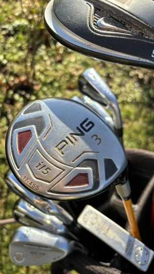 Golfset (Titleist Bag, AP2 Eisenset, Nike Driver, 3er Holz, Wedges + Putter) Bild 4