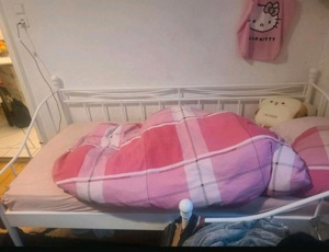 Bett von Ikea Bild 1