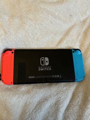 Nintendo Switch Oled mit spielen  Bild 4
