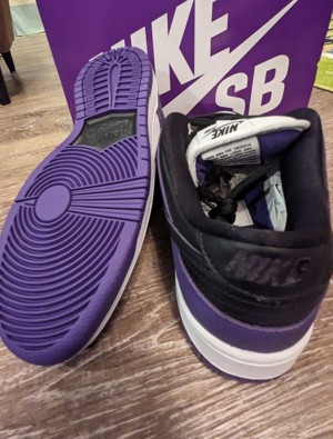 Nike SB Dunk low Pro Court Purple 42.5 Bild 3