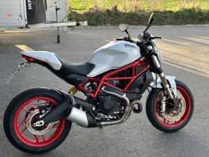 wunderschöne Ducati Monster 797 zu verkaufen Bild 5