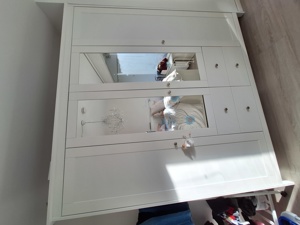Kleiderschrank, 4 Türen in weiß, sehr guter Zustand Bild 3