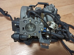 Ansaugkrümmer für X10XE Motor, inklusive Kabelbaum, Drosselklappe, Einspritzdüsen und Steuergerät Bild 2