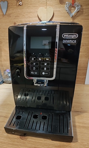DeLonghi ECAM 350.55.B Dinamica Kaffeevollautomat Bild 5