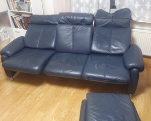 Sofa-Garnitur  gebraucht  3er 2er Hocker   Voll-Echtleder blau Bild 2
