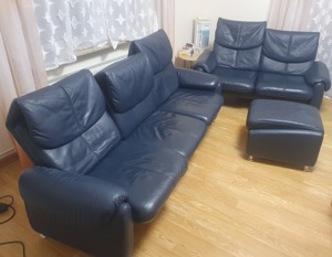 Sofa-Garnitur  gebraucht  3er 2er Hocker   Voll-Echtleder blau Bild 8