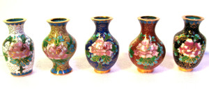 Rarität: 5er Set chinesische Vasen Emaille Miniaturen - Höhe: ca. 5 cm Bild 3