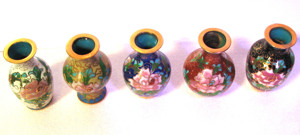 Rarität: 5er Set chinesische Vasen Emaille Miniaturen - Höhe: ca. 5 cm Bild 5