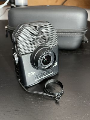 Videokamera Zoom Qn2 - 4K + Borsino originale Zoom