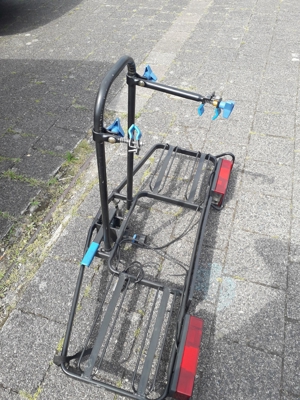 Noch schnell zuschlagen! Fahrradträger   Heckträger (für 2 Räder) auf AHK zu montieren! Schnäppchen! Bild 4
