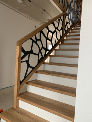 Treppen Holztreppen mit Montage  Bild 10