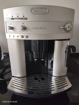 DeLonghi MAGNIFICA Kaffemaschine  Bild 2