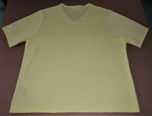 Kurzarm Pullover gelb mit Pailliettenapplikation Gr. 48 Bild 3