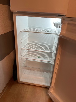 Kühlschrank zu verkaufen Bild 2