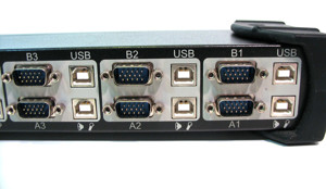 4-Port Essential Sentinel - USB Dual VGA KVM & Audio Switch - Modell: E688835 Bild 7