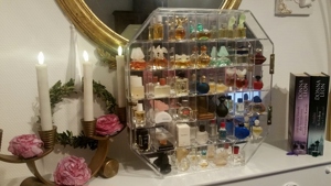 38 Parfum Miniaturen plus Plexiglas Setzkasten incl Moschus Exotic Love Bild 6