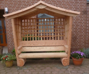 Überdachte Gartenmöbel. Holzmöbel. Krongartmöbel. Bild 5