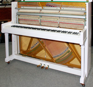 Klavier Astor P-20 weiß poliert, Baujahr 2003, 5 Jahre Garantie Bild 5