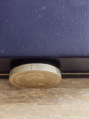 Britische Münze 1 Pound, 1983, sog. Fehlprägung, Top Bild 5