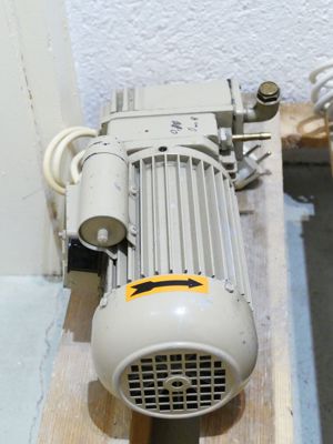 HERAEUS Vacuum-Druckgussgerät Combilabor CL-G 94 mit Vakuumpumpe  Bild 6