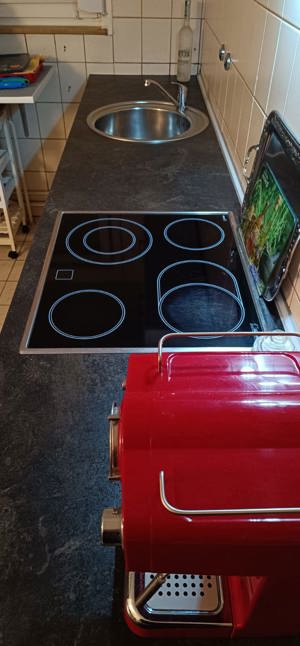 Einbauküche mit Elektrogeräte wie neu!!! Bild 1