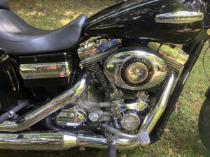 Harley Davidson DYNA Super Glide custom Bild 6