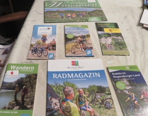 Bavern, Rad- und Wanderkarten zu verschenken