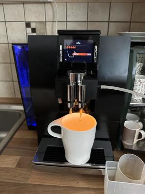 Jura- Kaffeevollautomat Z6 , mit Farbdisplay , Milchschaum usw , defekt? Bild 3