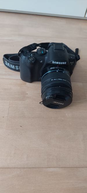 Samsung NX 11 Systemkamera - Kaum genutzt, top Zustand Bild 1