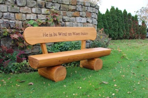 Gartenbank mit Gravur. Hochzeitsgeschenk. Bild 5