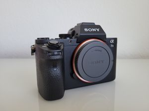 Sony Alpha A7R 36.4MP Digitalkamera - Schwarz (Nur Gehäuse) Bild 4