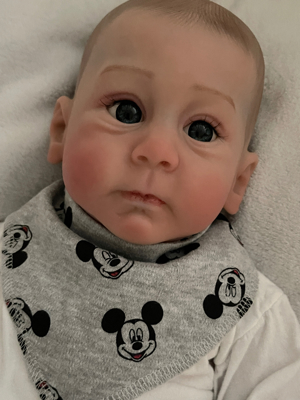 Reborn Huxley Andrea Arcello Nackenmarkierung lebensecht PuppeBaby Bild 2