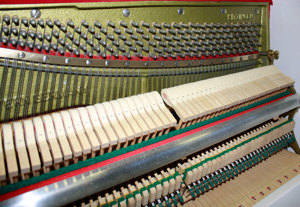 Klavier Seiler 113 weiß poliert, Renner-Mechanik, Baujahr 1980, 5 Jahre Garantie Bild 6