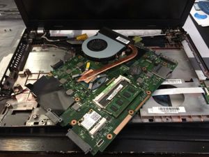  IT Doc Stuttgart - Computer Laptop und Handy Reparatur Service Bild 3