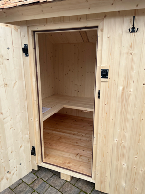 Alm Sauna wird fertig montiert geliefert. keine Montage erforderlich! Bild 3