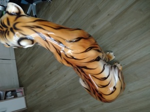 Dekorations  sonderanfertigung  Hartkeramik   Tiger   Lebendsgross    Bild 3