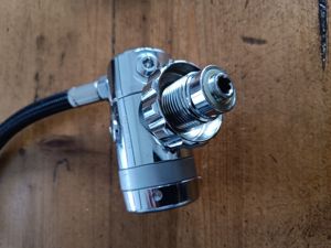 Apeks Stageregler DST mit TX50 Bild 3