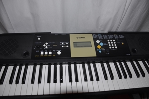 Yamaha Keyboard Bild 3