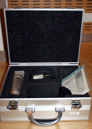Neumann U87 Condenser Studio Mikrofon Microphone in dream condition Serial 9697 Bild 4