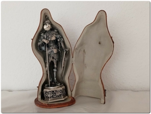 RAR Antik Silber Ritter Figur mit Original Etui  Holland Bild 2