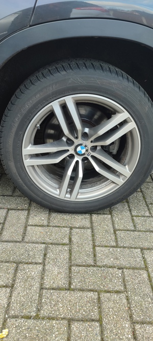 BMW 19 Zoll m Felgen mit Reifen 255 50r19 107v M+S Bild 4