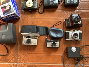 Fotoapparate und Zubehör, einzeln ab 3   oder im Konvolut (VB) Bild 4