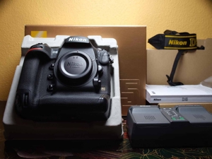 Nikon D5 XQD Version, wie fabrikneu, 2260 Auslösungen, Kauf 9.8.2016, OVP, Gar Bild 4