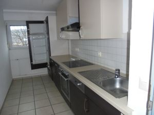 schöne 3 Zimmer Wohnung mit Balkon 72 qm in Vilshofen zu verkaufen frei ab  sofort Bild 6